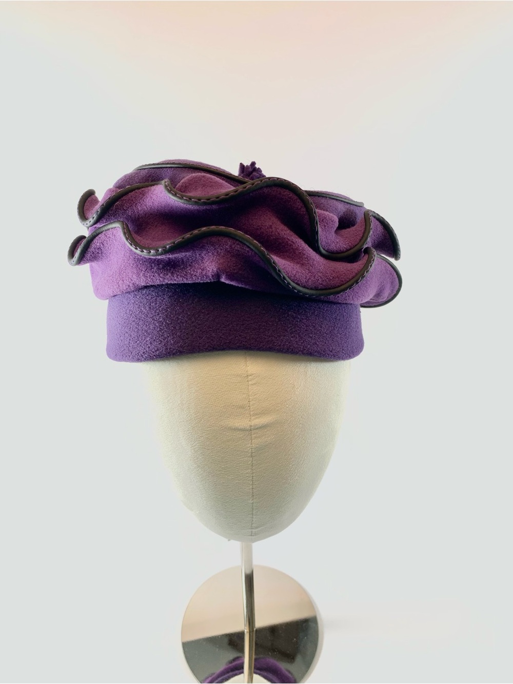 Womens Purple Funky Cloche Beret Hat Ruffle Avant-Garde OS Bohemian France Made
